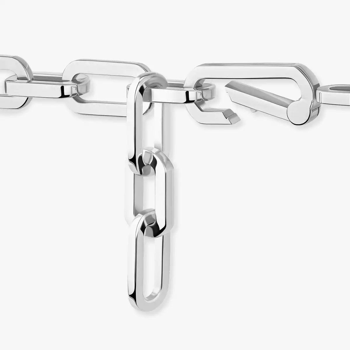 0-move-link-3-row-white-gold-diamond-necklace-1.webp