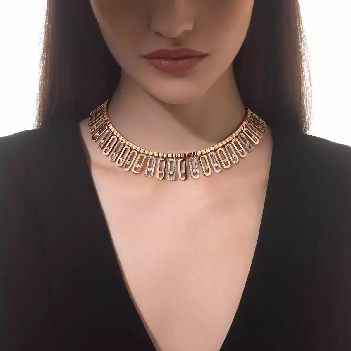 22-move-iconica-yellow-gold-diamond-necklace-1.webp