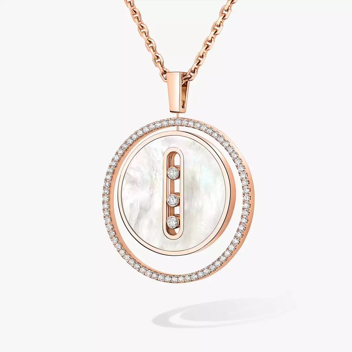 232-white-mother-of-pearl-lucky-move-mm-pink-gold-diamond-necklace-1.webp