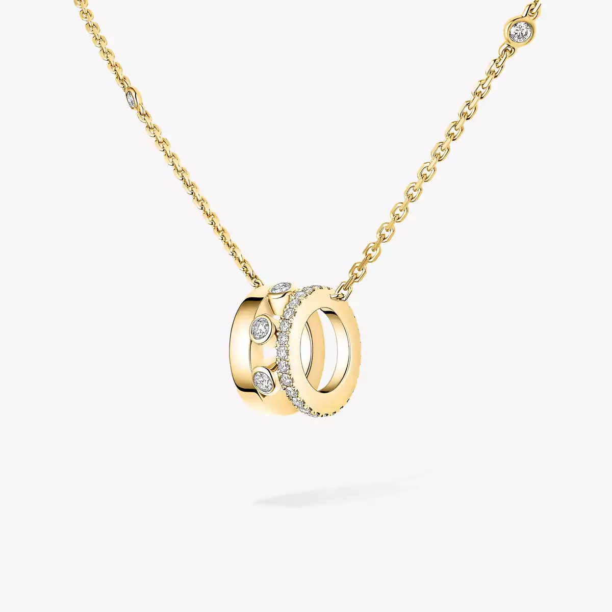 286-move-romane-pendant-yellow-gold-diamond-necklace-1.webp