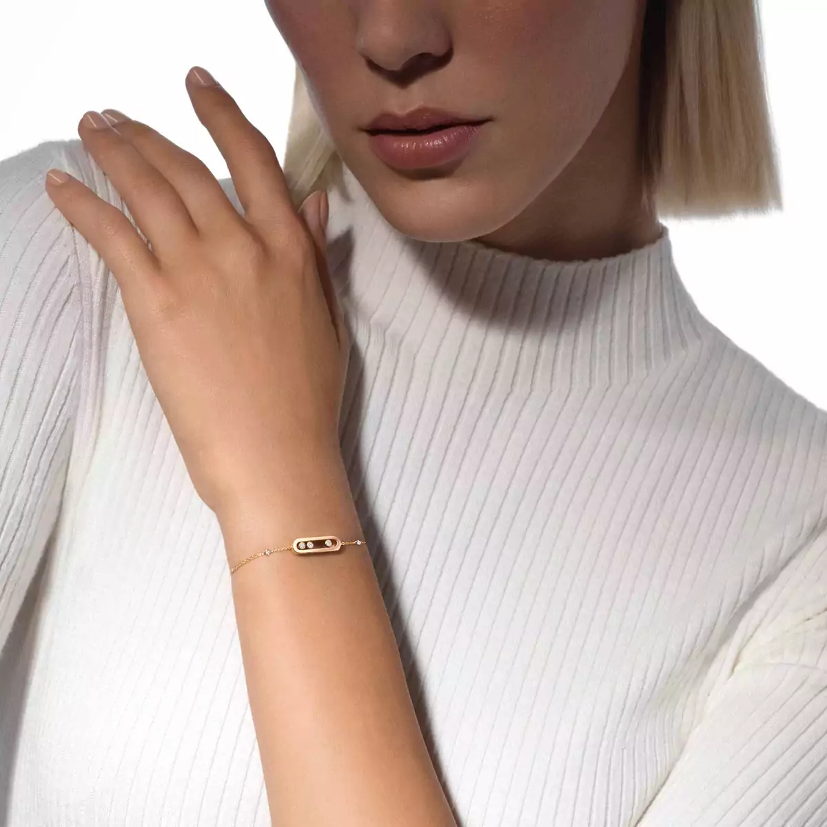 313-baby-move-yellow-gold-diamond-bracelet-1.webp